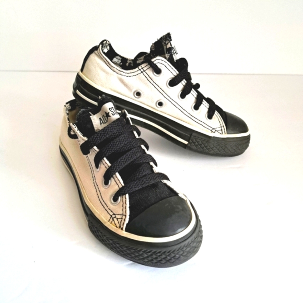 Converse Chuck Taylor All Star JandC Little Kids Low Top Shoes sz 10.5 3S464